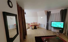 Appartement Independant Proche Paris, Roissy Cdg, Asterix, Disneyland